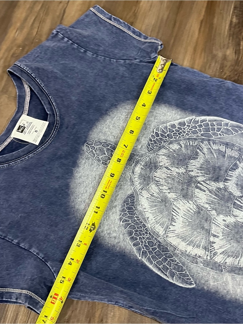 Navy Blue Sea Turtle Short Sleeve 100% Cotton Tee - Picture 4 of 6